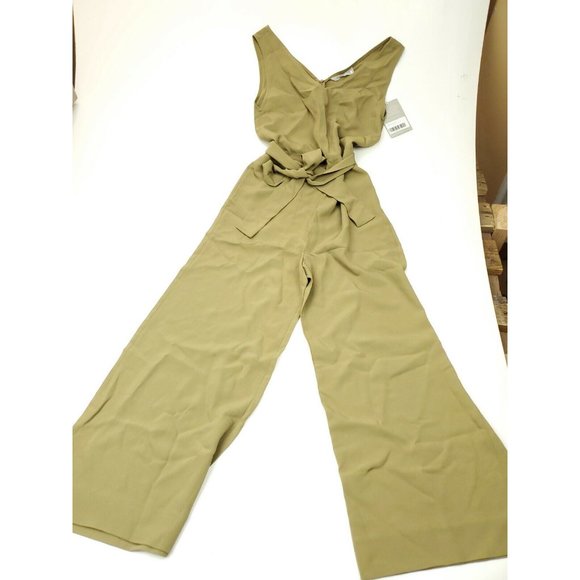 Effortless Elegance: Drawstring Waist Sleeveless Jumpsuit